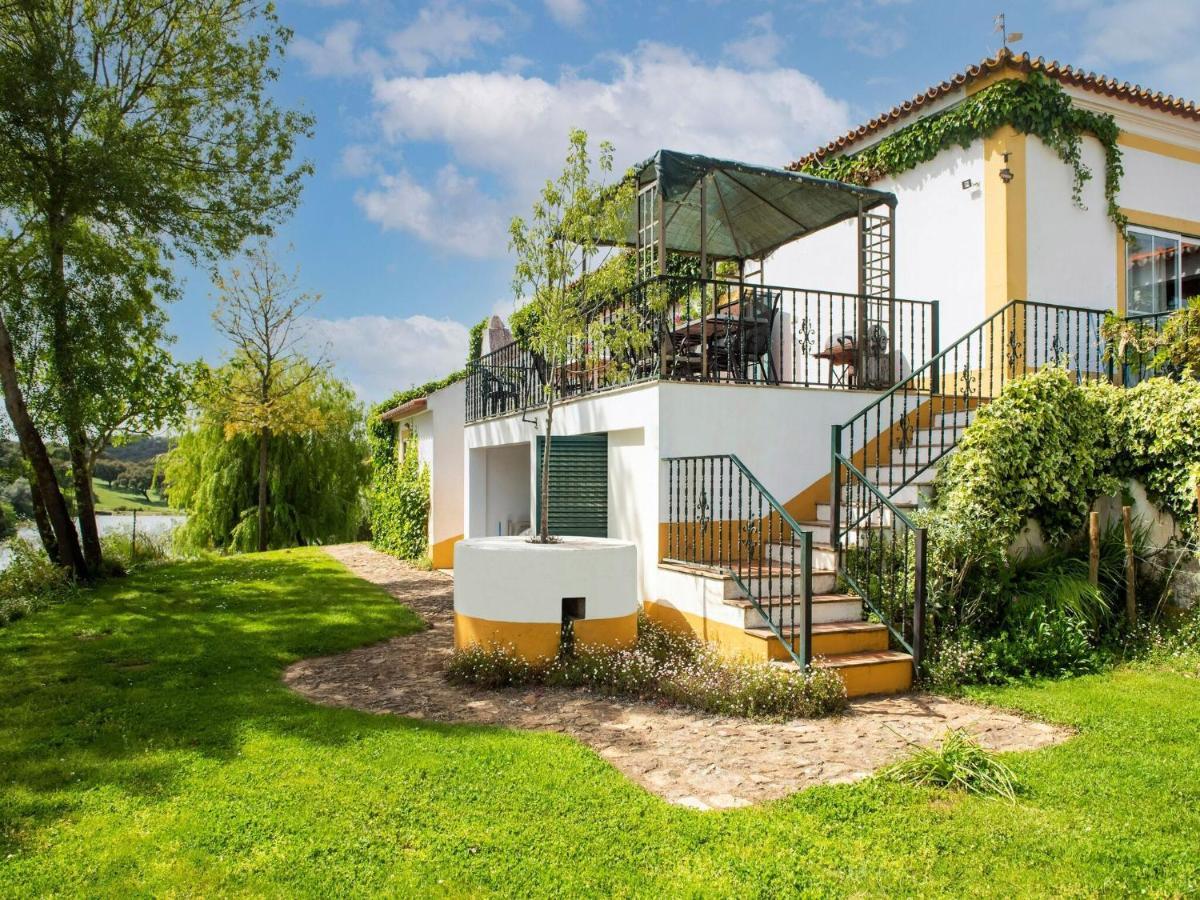 House With Authentic Tiling And Antique Furniture Villa Montemor-o-Novo Exterior photo
